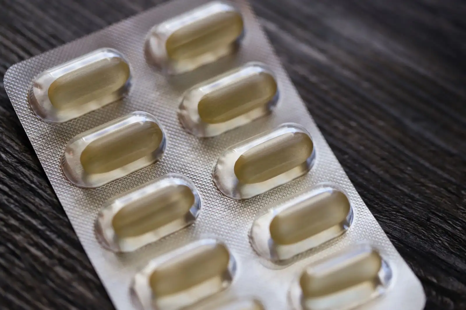 CBD et foie : ce que montrent les bilans, dose par dose