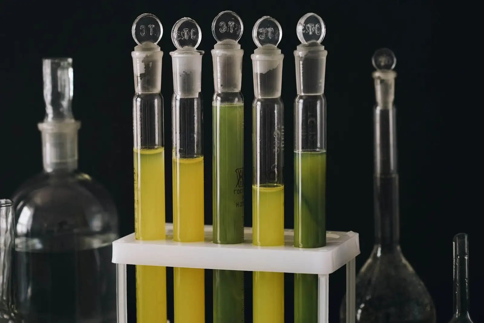 Laboratoire CBD : vérifier une accréditation en 5 étapes
