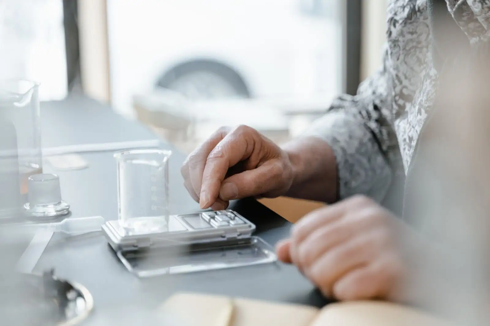 Prix du hash CBD : pourquoi le gramme va de 1,90 à 9,95 €