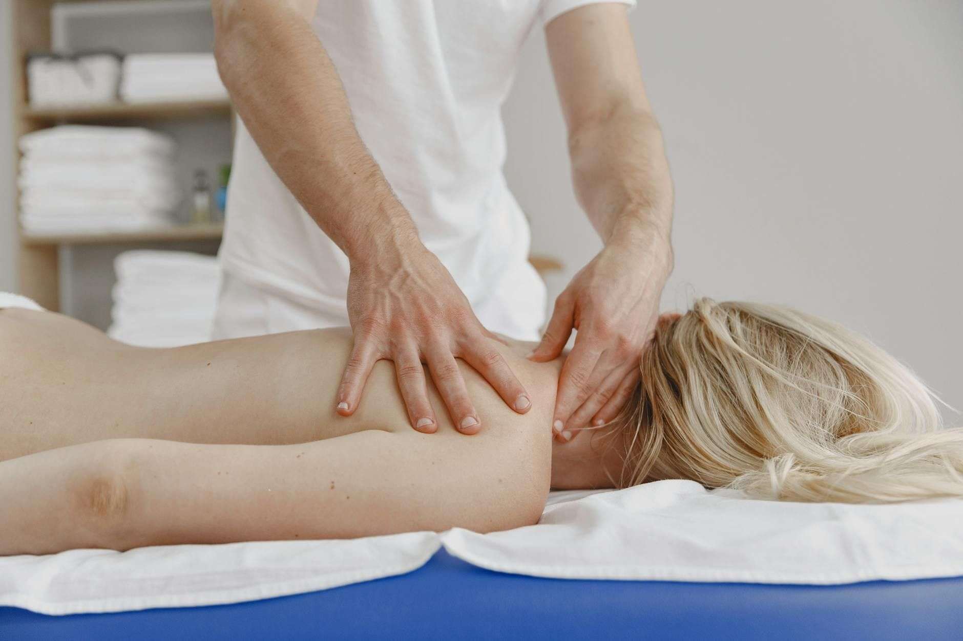 Crème de massage CBD pour le bas du dos : comprendre la formulation