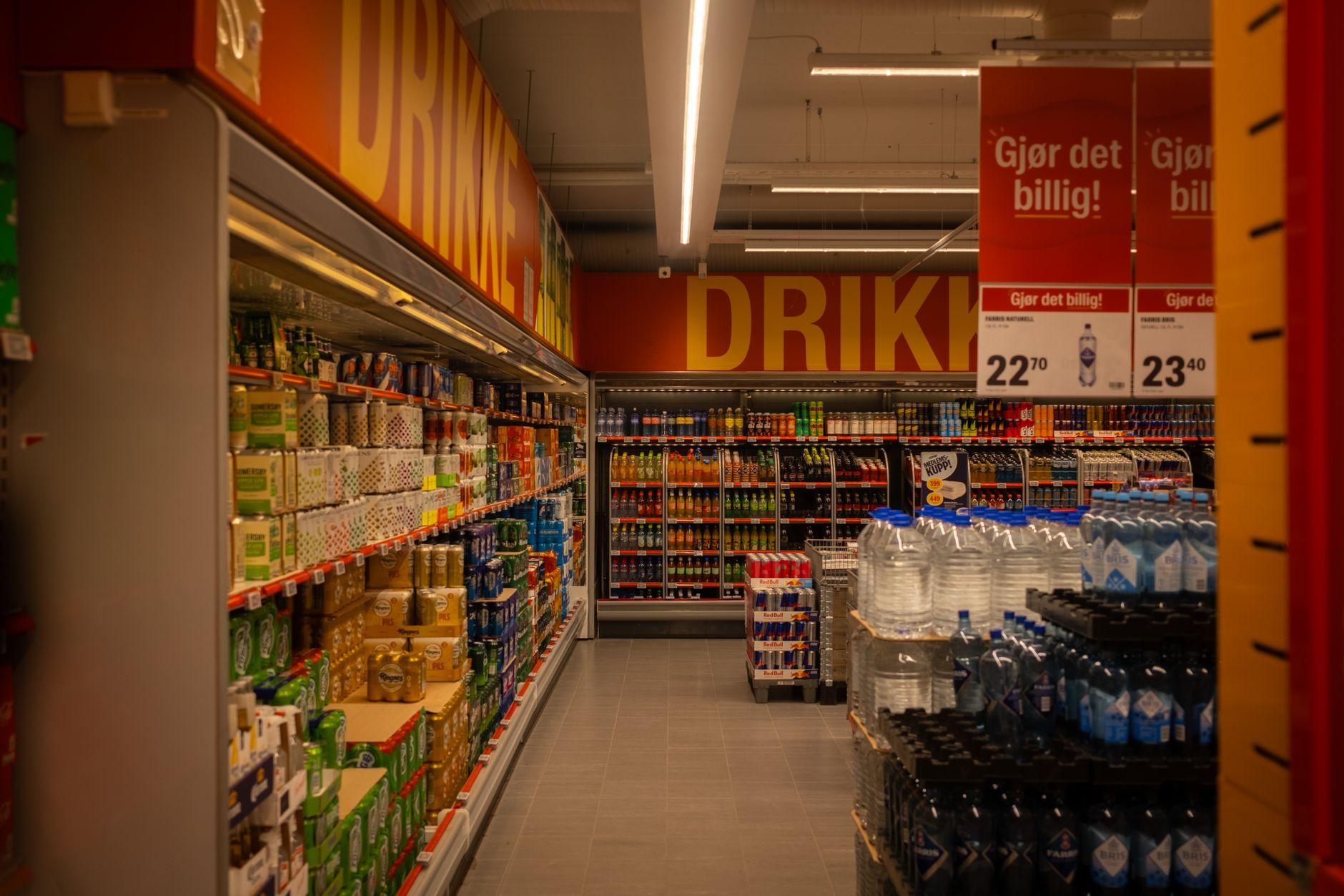 Rayon de produits CBD illustrant les écarts de prix du marché français en 2026