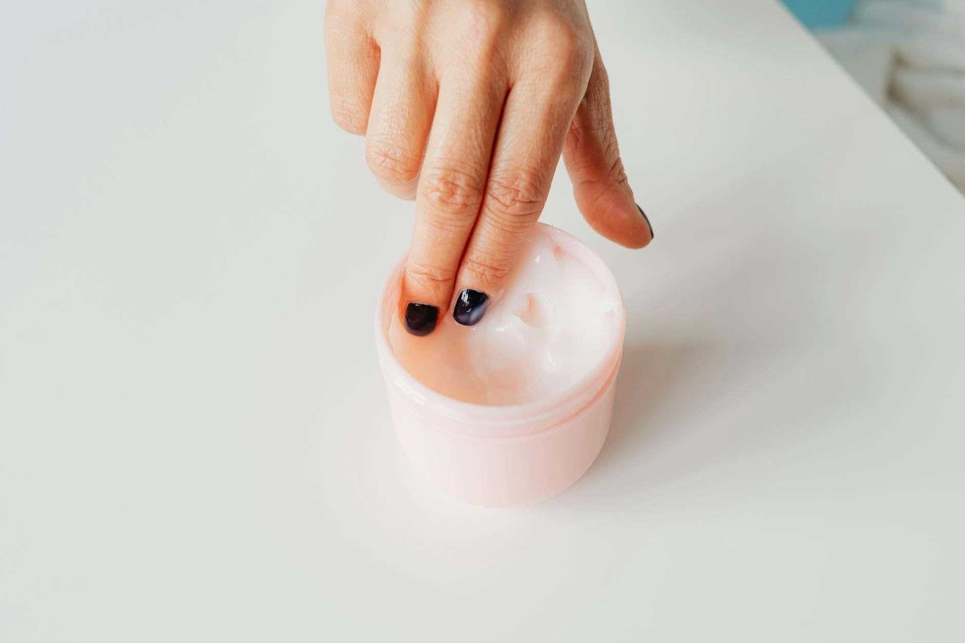 Cosmétiques topiques au CBD : comment évaluer une crème ou un baume