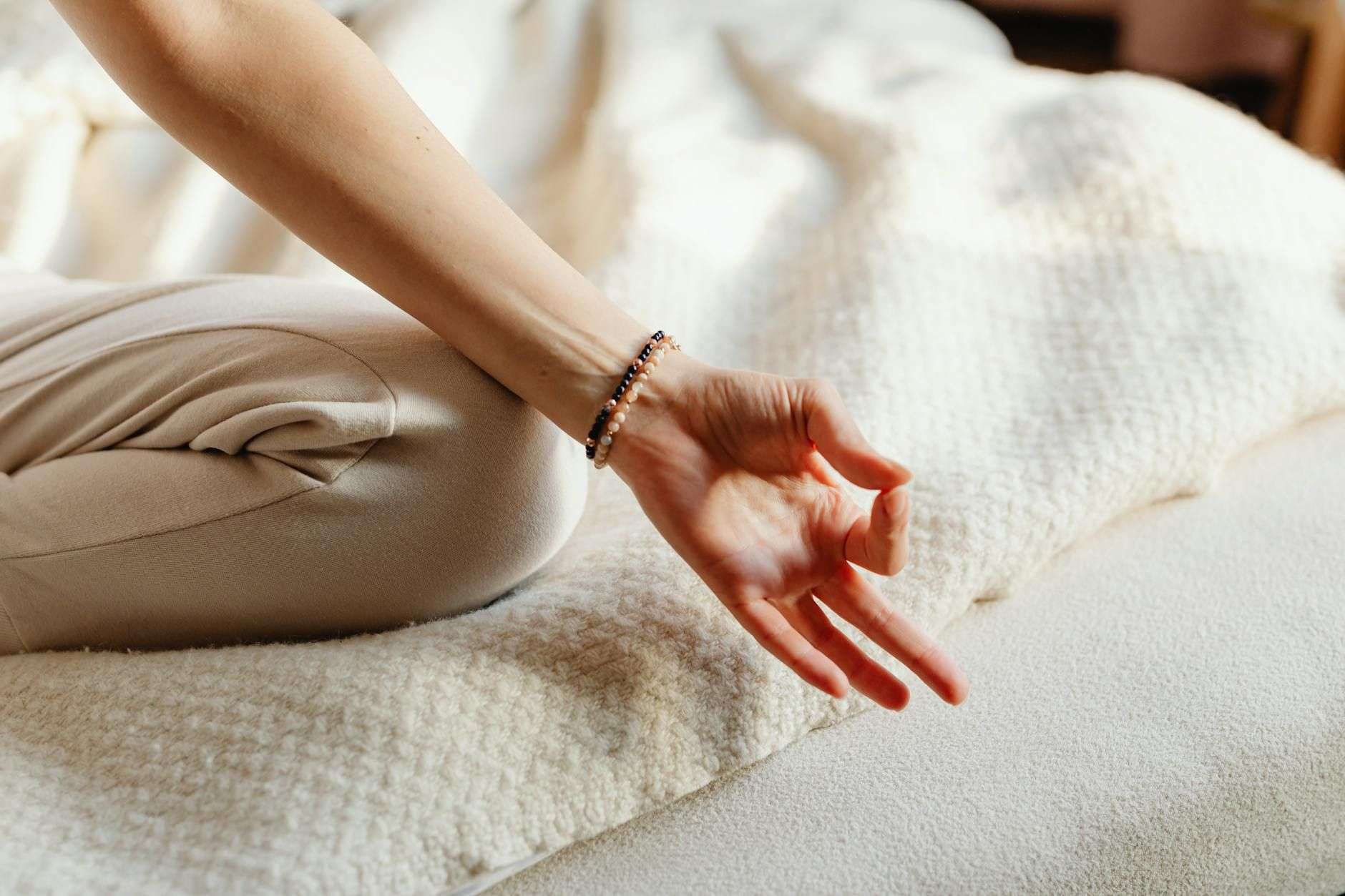 Construire sa routine anti-stress : les 7 briques validées par les autorités françaises